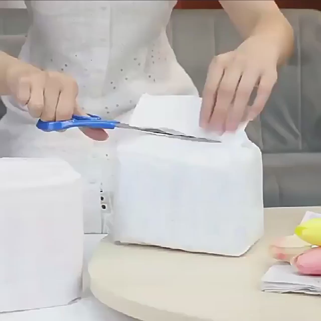 12PCS Waterproof Pet Diaper Leak-proof Design Menstrual Shorts Disposable Puppy Diaper Pants Adjustable Pet Male Dog Diapers